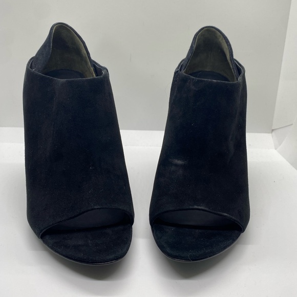 ✨ ALEXANDER WANG “Alla” Suede Peep toe wedge booties with silver cutout plate - Picture 7 of 13